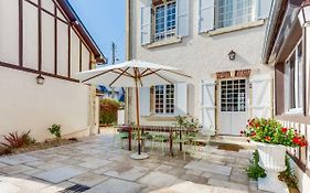 Villa Le Cyclamen By Interhome